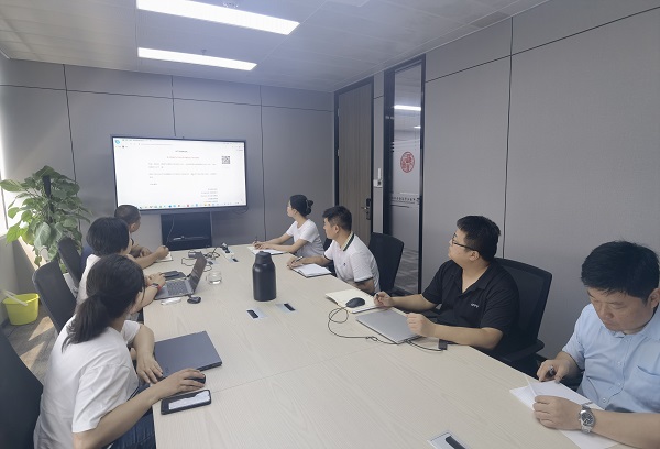 第一黨支部第一黨小組召開7月黨小組會(huì)議照片.jpg